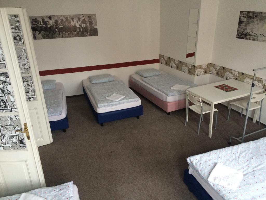 Charles Square Hostel プラハ 部屋 写真