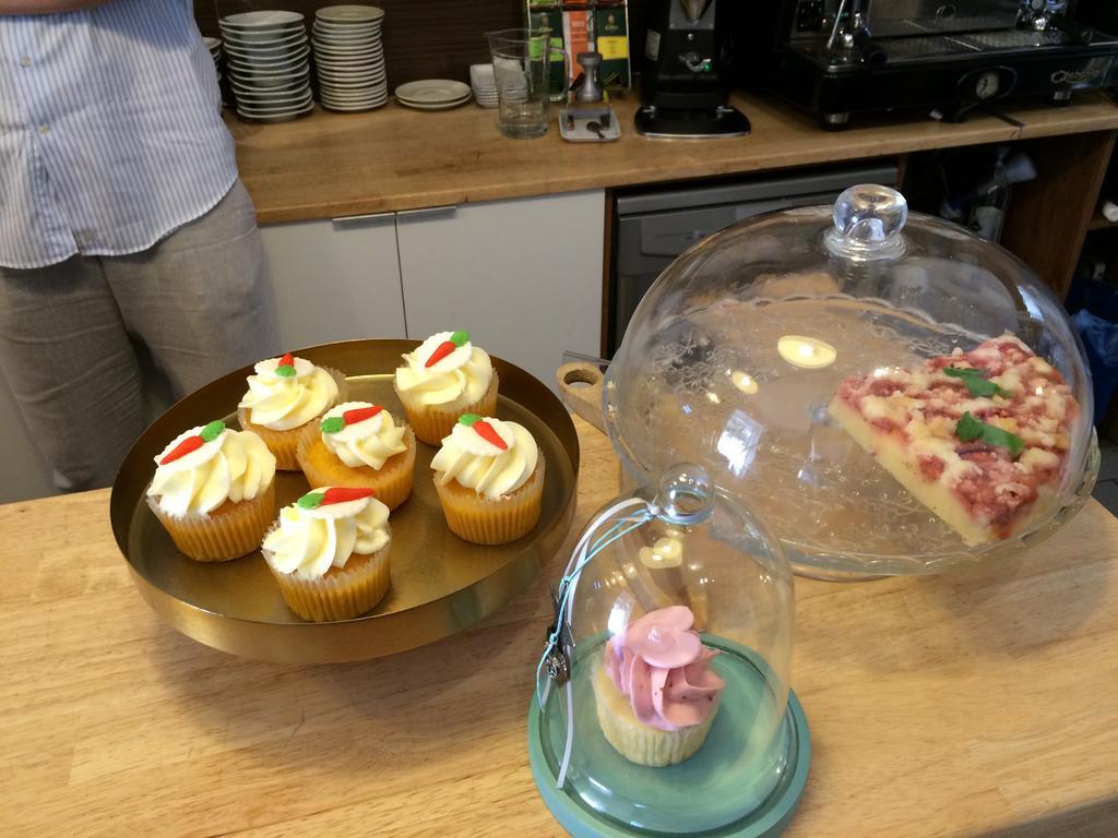 Charles Square Hostel プラハ エクステリア 写真