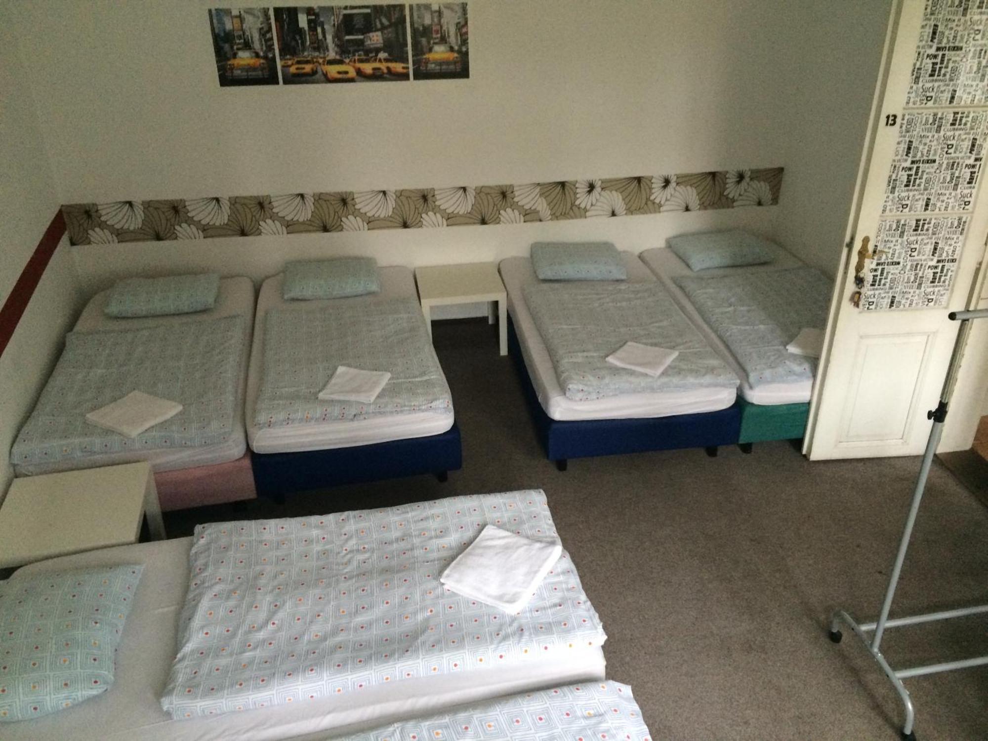 Charles Square Hostel プラハ 部屋 写真