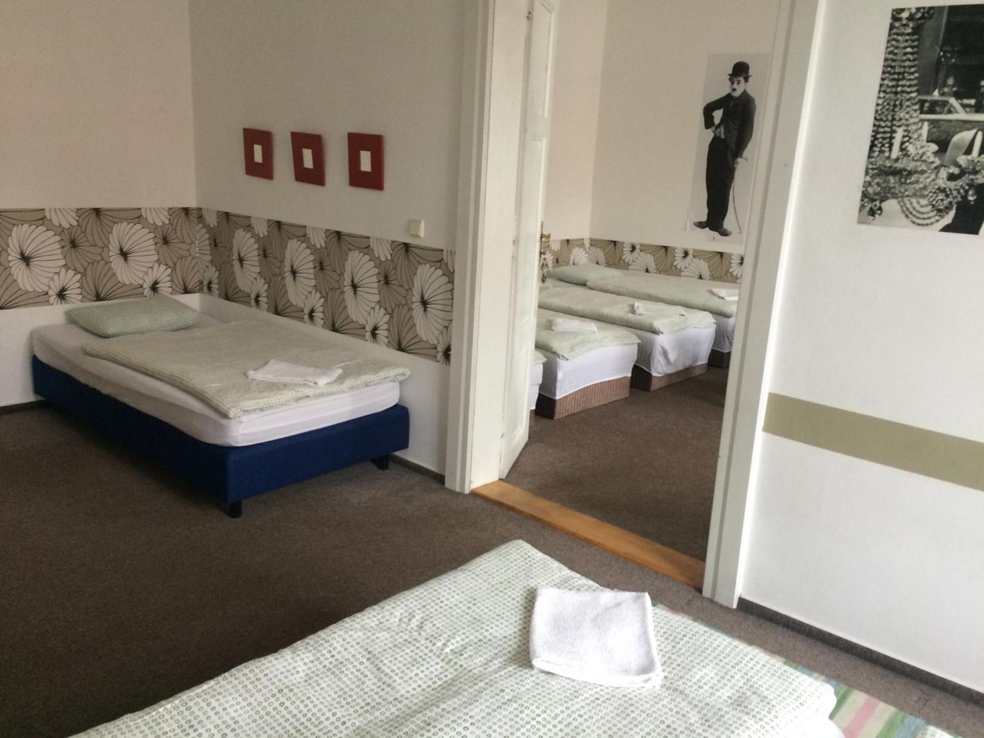 Charles Square Hostel プラハ 部屋 写真