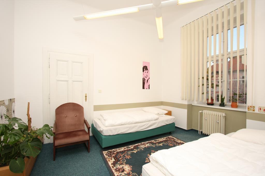Charles Square Hostel プラハ 部屋 写真